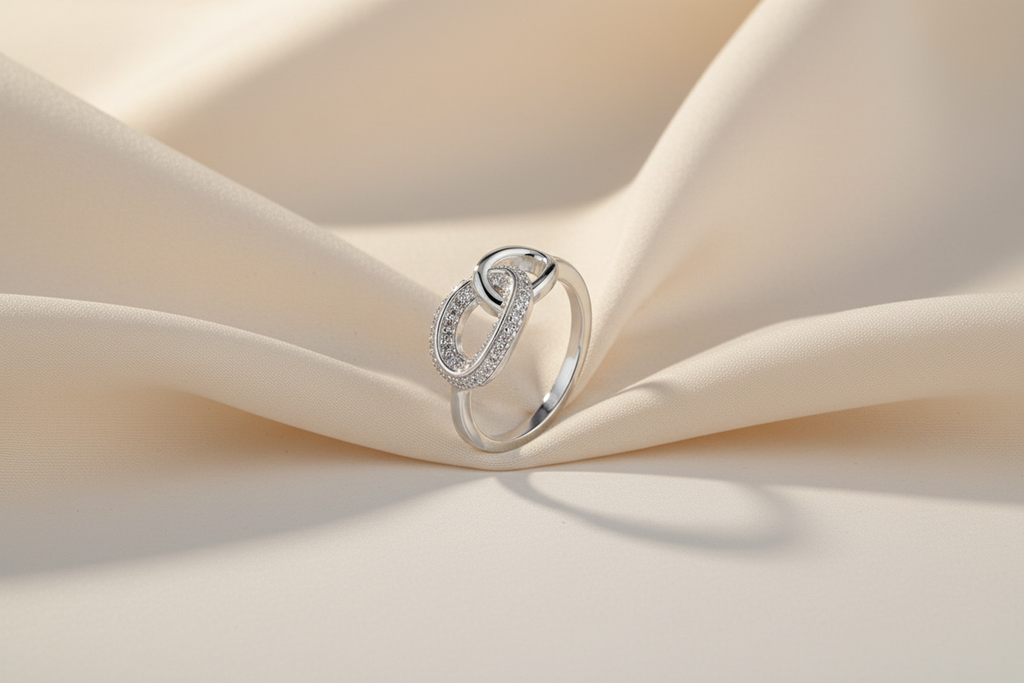 Aurilyn S925 Sterling Silver Gold Diamond Band Ring for Women