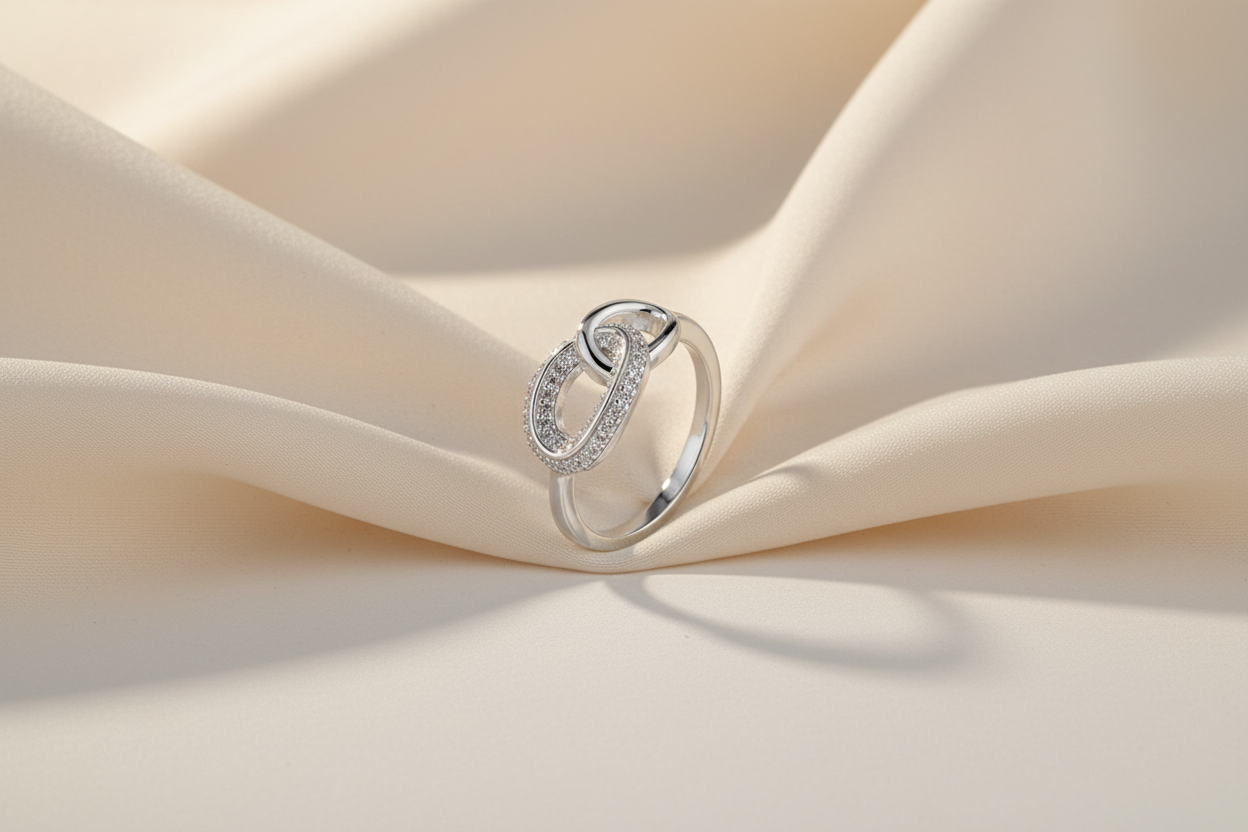 Aurilyn S925 Sterling Silver Gold Diamond Band Ring for Women