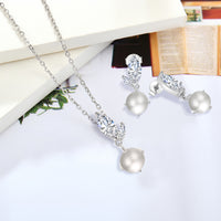 Leaf CZ Cluster Pearl Pendant